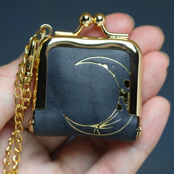 小さながま口アクセサリーケース<月デザイン>